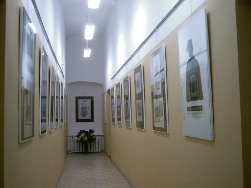 Wystawa w korytarzu