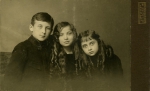 Bogdan, Hala, Zosia Korejwowie, Kalisz ok. 1913 r.